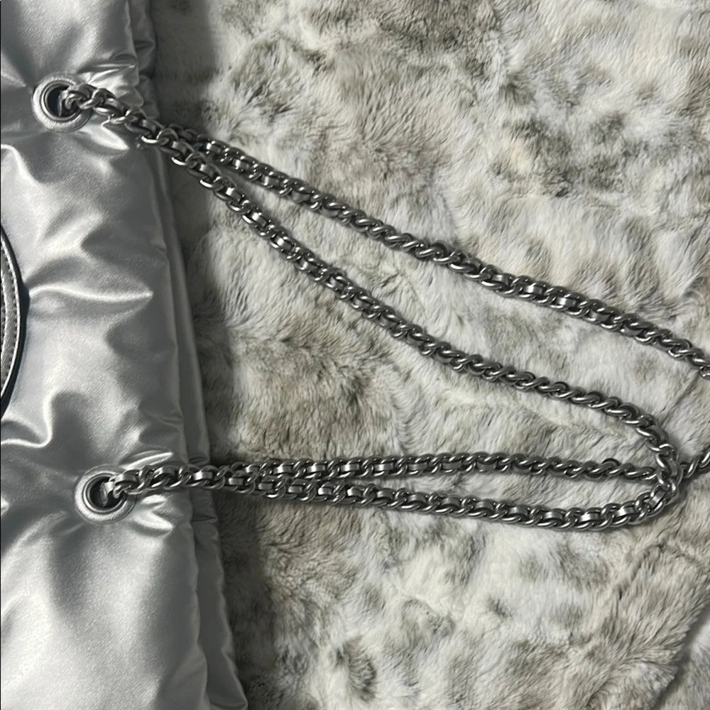 SOLD! - Picture 7 of 8